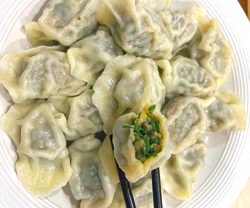 一强免疫、二清热、三通便，4月使劲吃这菜，当季鲜嫩包饺子真香