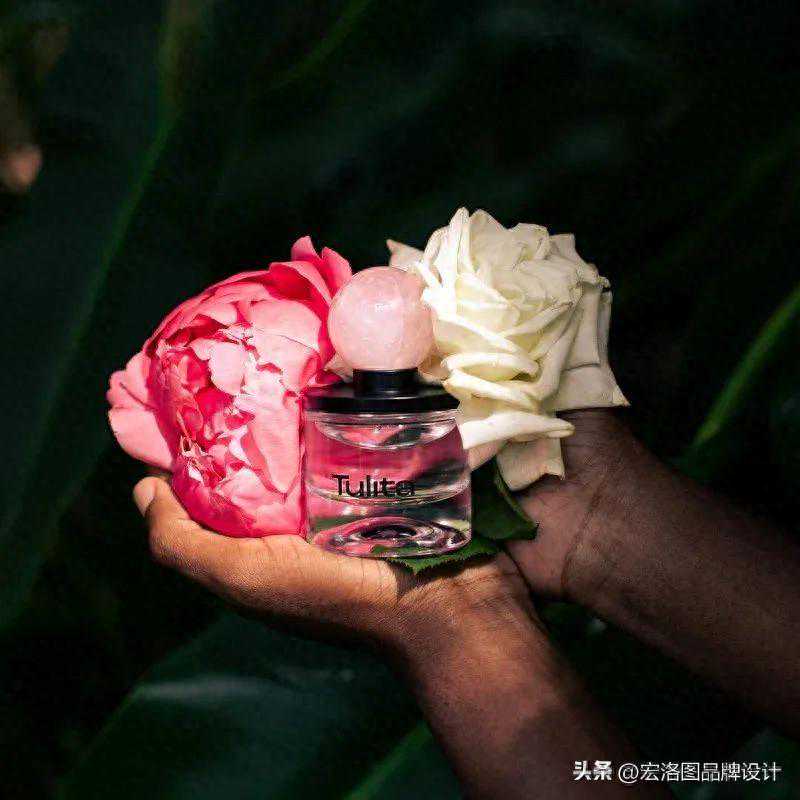 轻奢时尚的香水包装设计，简单但不落俗套~