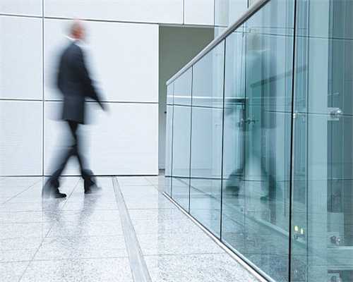 柴犬不受人待见，朋友一语点醒梦中人，女子苦笑：咱也没办法呀