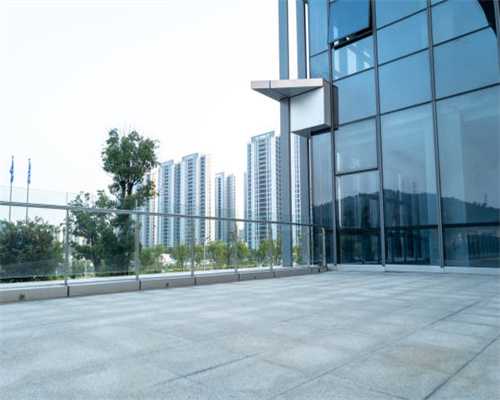 姜还是老的辣，龙鱼中的黄尾龙幼鱼、古典过背，你是否还能辨认出