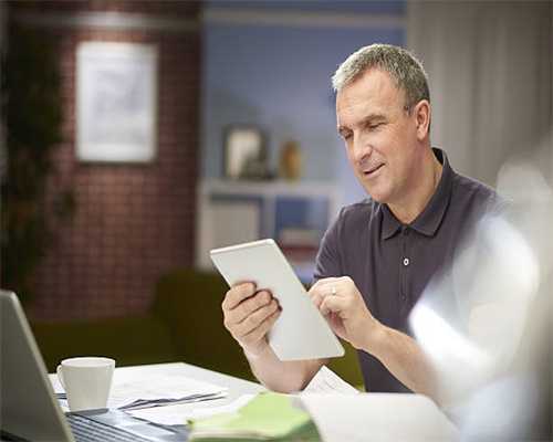主人把猫咪和狗一块养，结果发现狗实在有点惨，狗：我太难了
