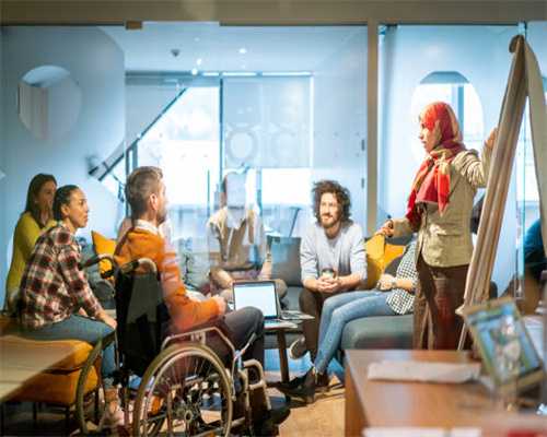 这4种东西小猫咪喜欢吃，特别是第一种，你可以与它一起吃