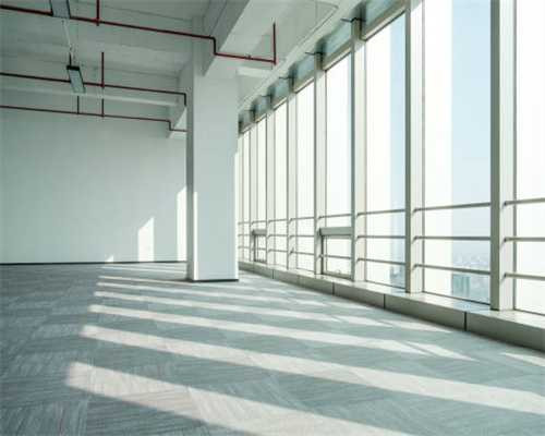 猫从多少高度掉下去没事？2楼以下较安全，家猫比野猫更容易摔伤