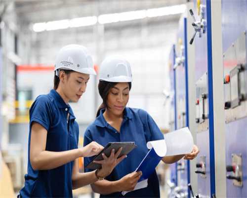 泪目，老人去世猫咪2天不吃不喝眼含热泪身亡，家人做了一个决定