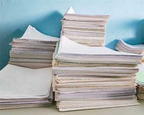 蒙古牧民迷路，蒙古獒趴在主人身上，足足15小时，为主人遮风挡雪