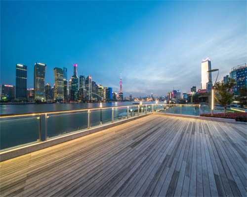 狗狗幼犬期短短1年，主人可不要错过这个黄金时期