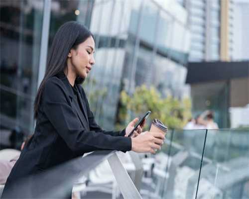 第二十五课：谈谈亚马逊鹦鹉的个性，饮食以及护理