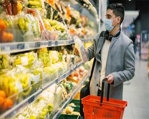 出门遛猫的利弊，3种利好4个隐患铲屎官多留意，猫出门前5个细节